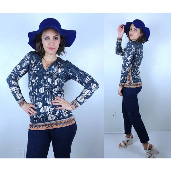 vintage 60s Dusty Blue FLOWER POWER Psychedelic Knit crazy daisy nylon jumper - Picture 4 of 10